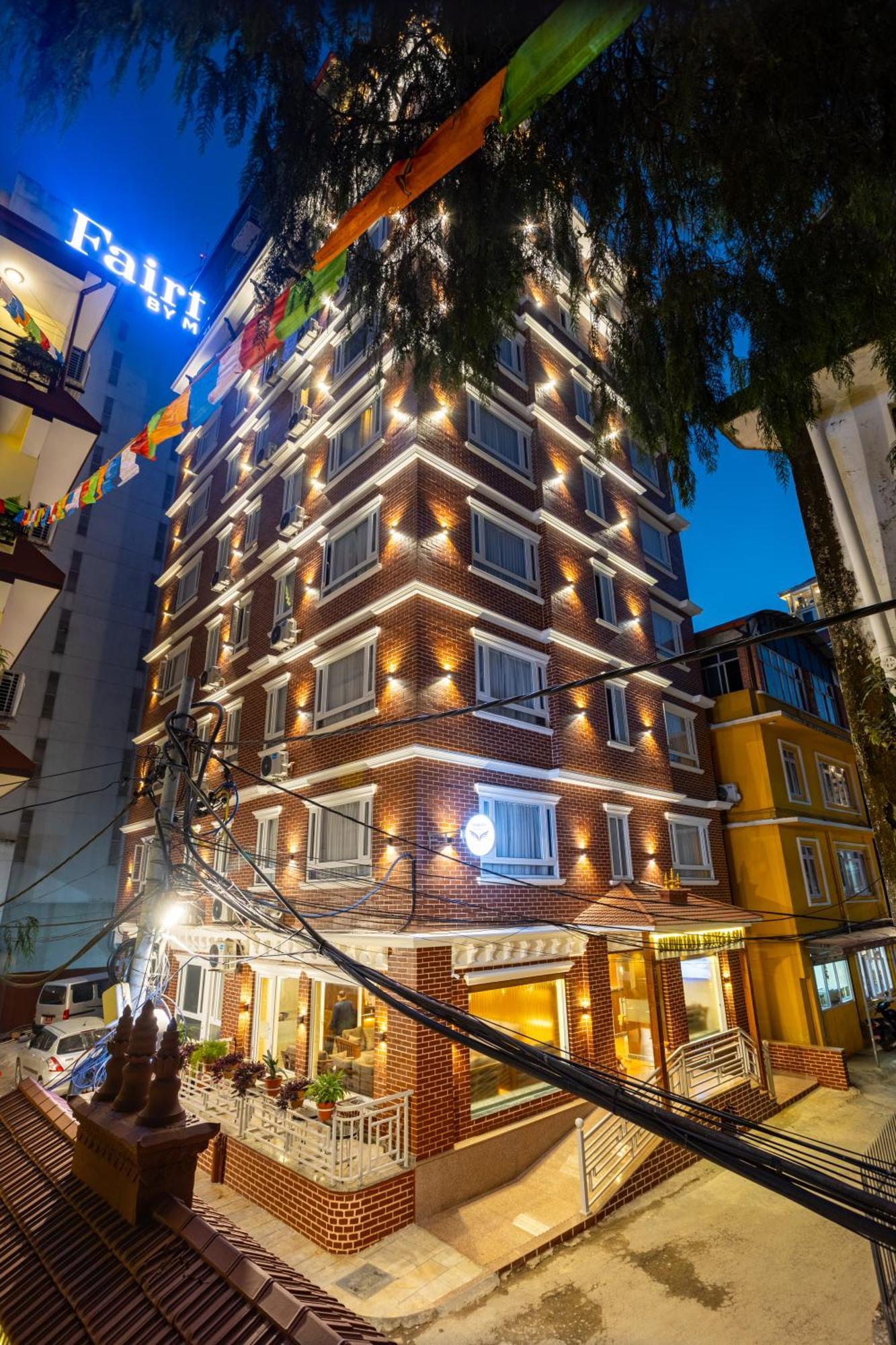 Shuvatara Suites & Spa, Thamel Катманду Екстериор снимка