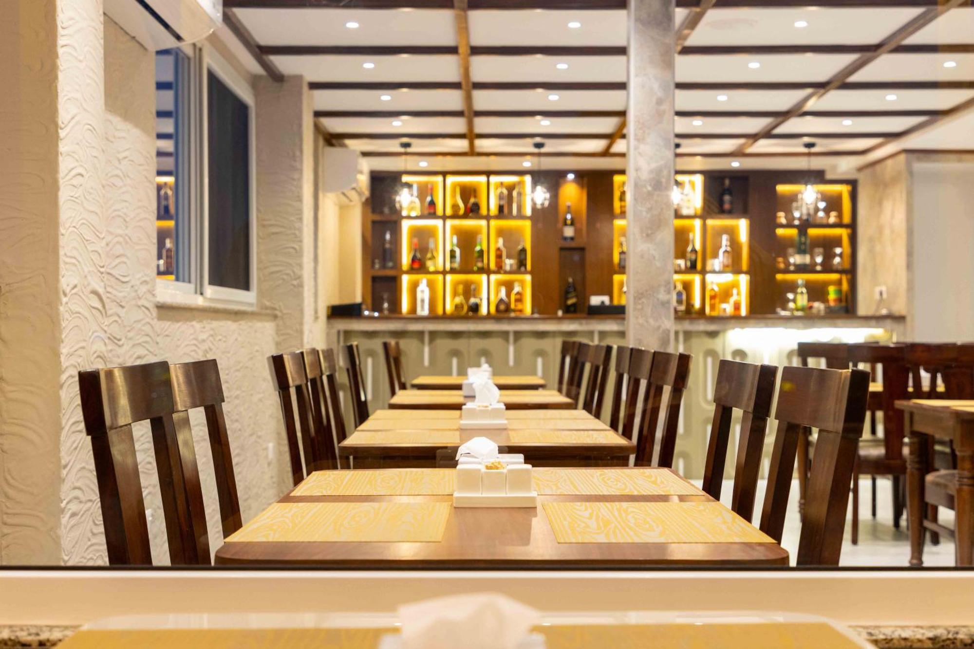 Shuvatara Suites & Spa, Thamel Катманду Екстериор снимка