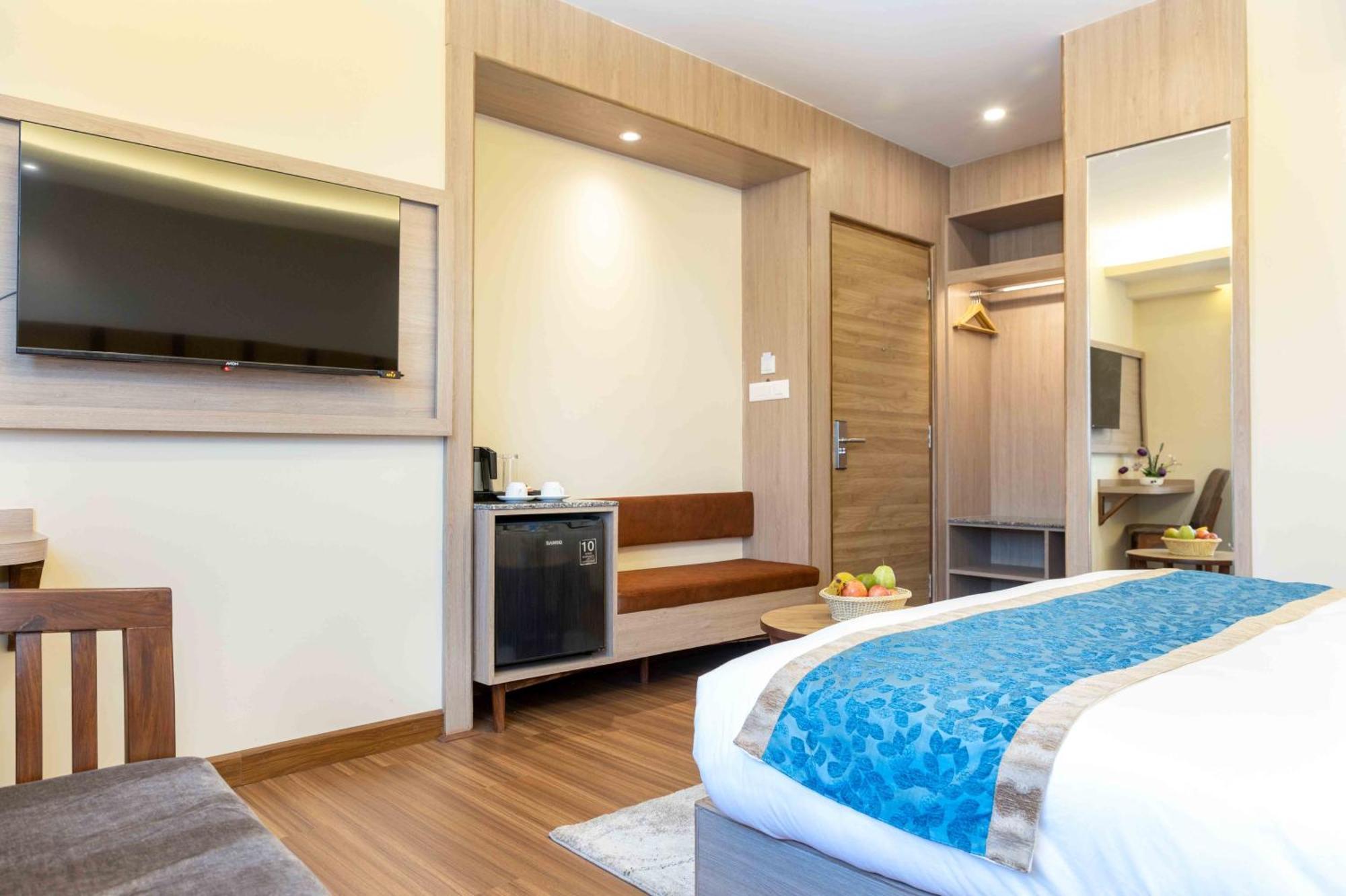 Shuvatara Suites & Spa, Thamel Катманду Екстериор снимка