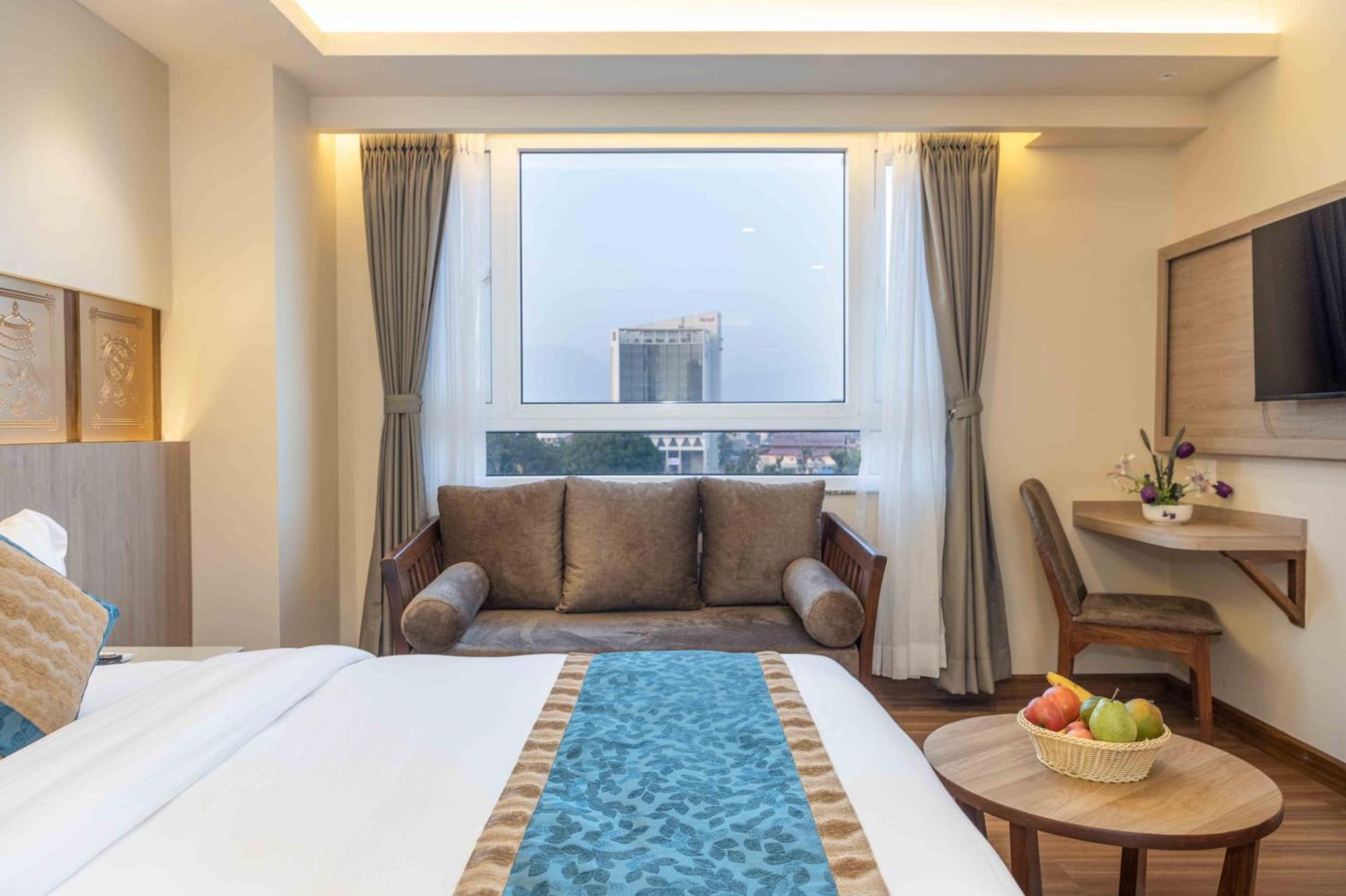 Shuvatara Suites & Spa, Thamel Катманду Екстериор снимка